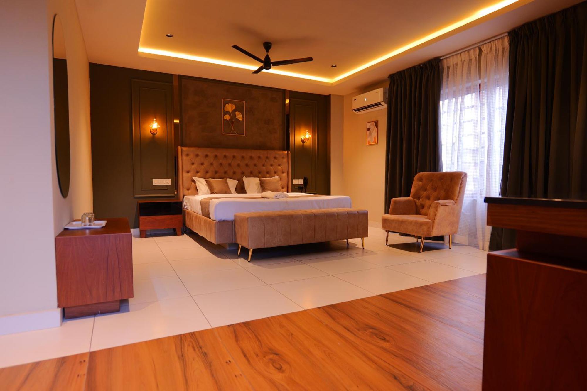 Hotel Classico International Kannangad 外观 照片
